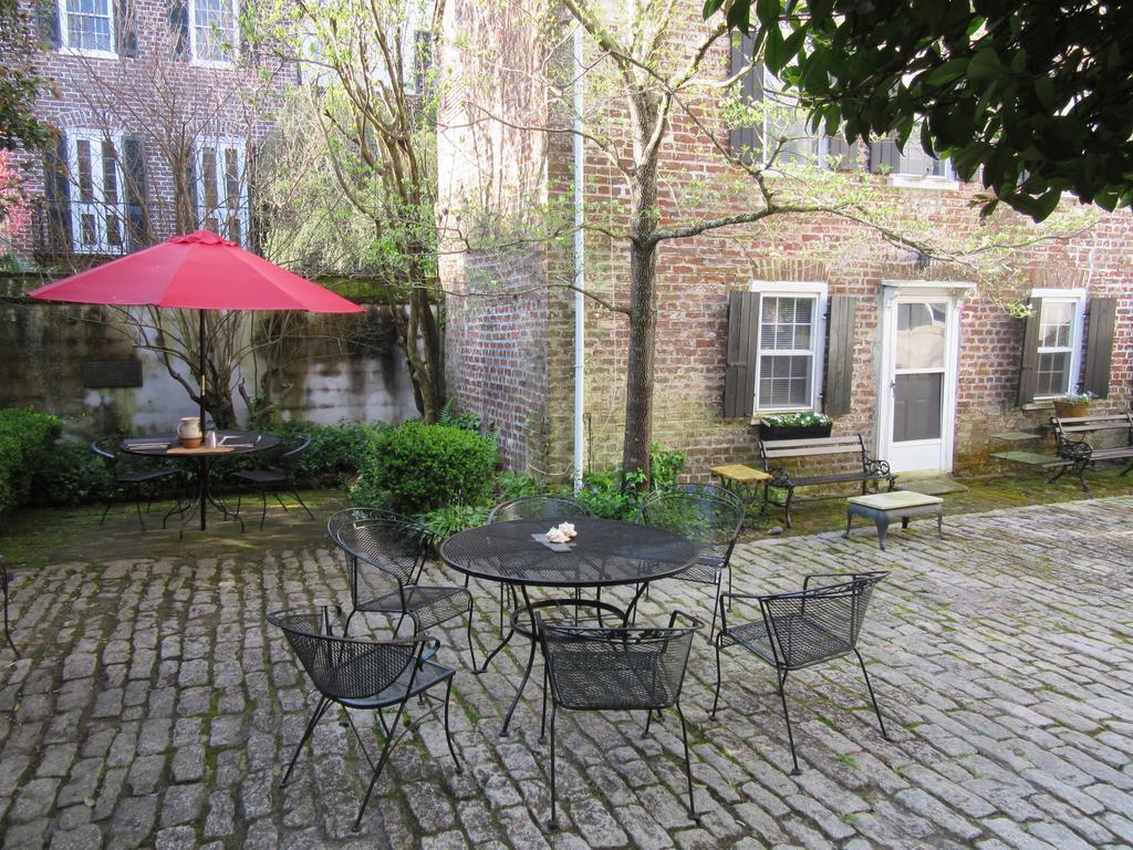 Historic 86 Church Street Charleston Bagian luar foto